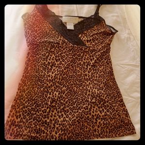 Nightgown (leopard)